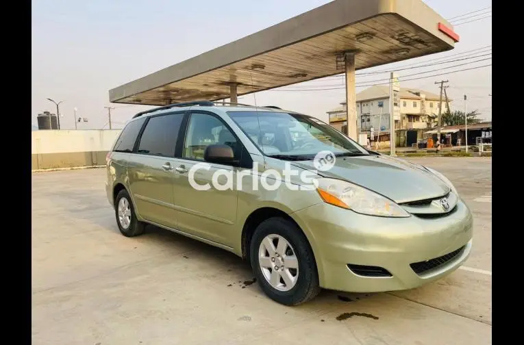 2006 REG. TOYOTA SIENNA. 2021 ENTRY FROM TOKS