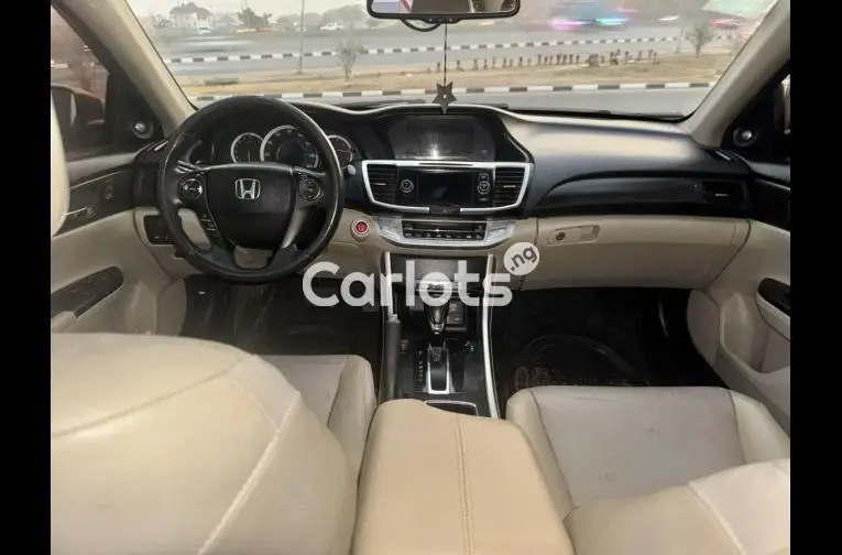 2017 UPGRADED HONDA ACCORD FULL OPTION - 3/5