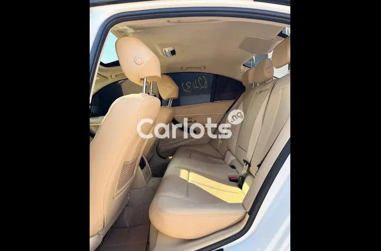 FOREIGN USED 2013 BMW 3 SERIES for sale in Kaduna, Kaduna - thumbnail 4