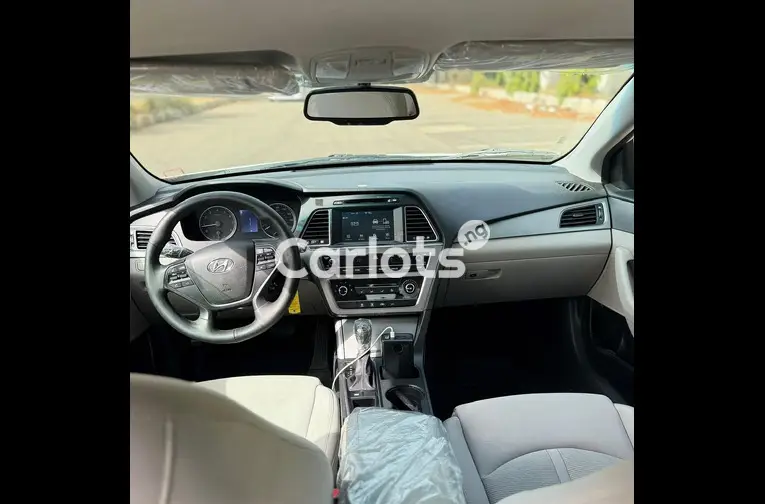 FOREIGN USED 2015 HYUNDAI SONATA for sale in Kaduna, Kaduna - thumbnail 2