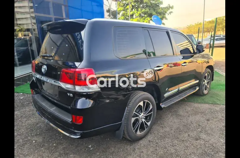 Used 2020 Toyota land cruiser for sale in Abuja, FCT - thumbnail 5