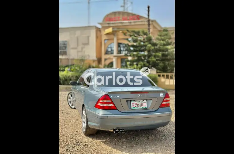 FOREIGN USED FIRST BODY 2007 MERCEDES BENZ C230 for sale in Kaduna - thumbnail 5