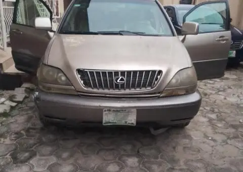 Used Lexus RX 300 2002 - 4/5