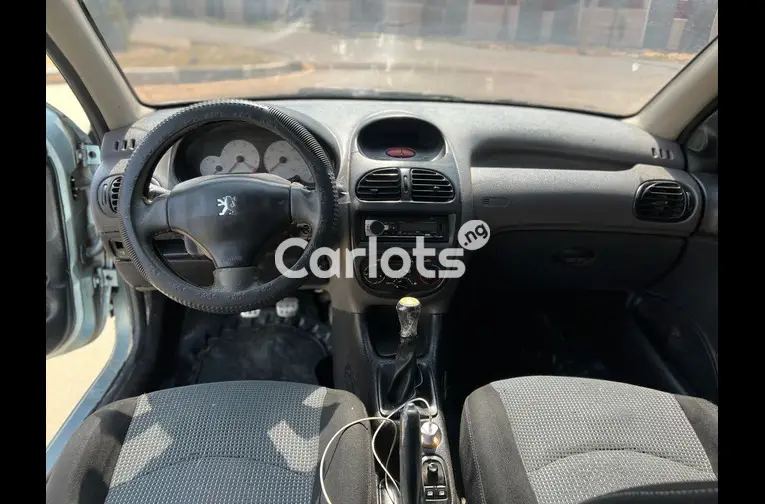 2005 PEUGEOT 206 MODEL for sale in Kaduna - thumbnail 3
