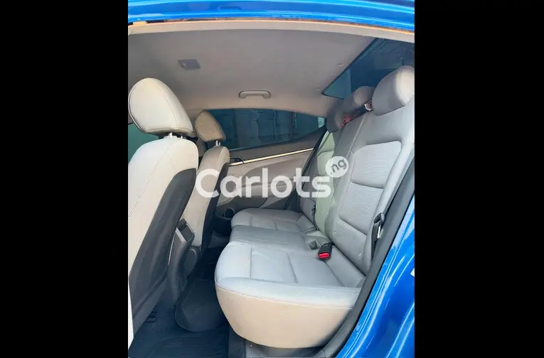 FOREIGN USED 2016 HYUNDAI ELANTRA for sale in Kaduna, Kaduna - photo 4 of 5