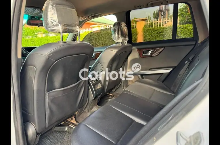 SUPER CLEAN 2013 MERCEDES BENZ GLK350 for sale in Kaduna, Kaduna - photo 3 of 5