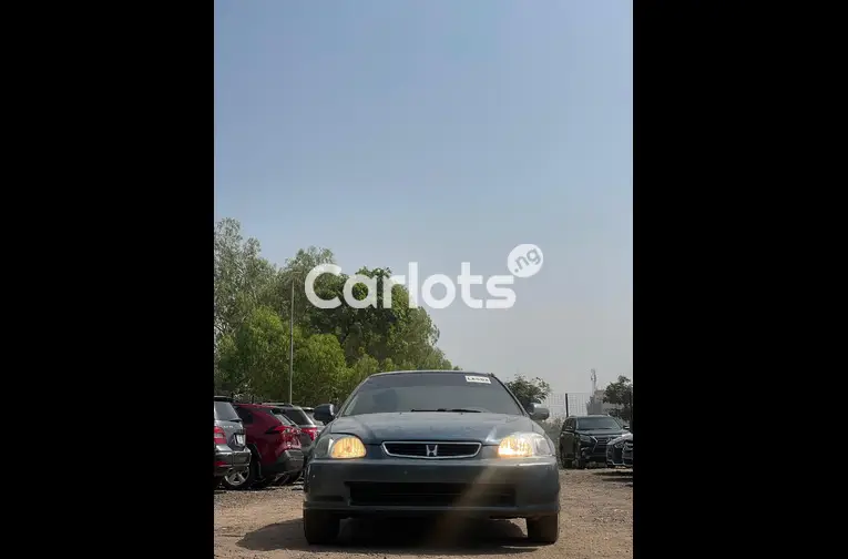Clean 1999 Honda Civic for sale in Abuja, FCT - thumbnail 1