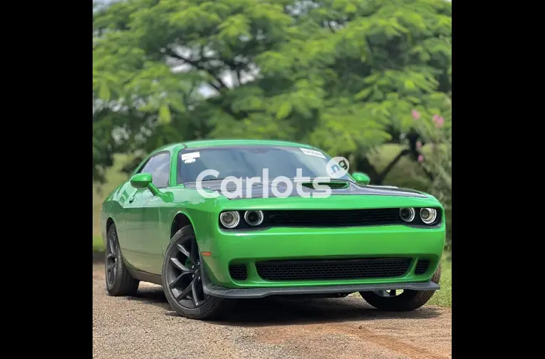 FOREIGN USED 2021 DODGE CHALLENGER - 1/5