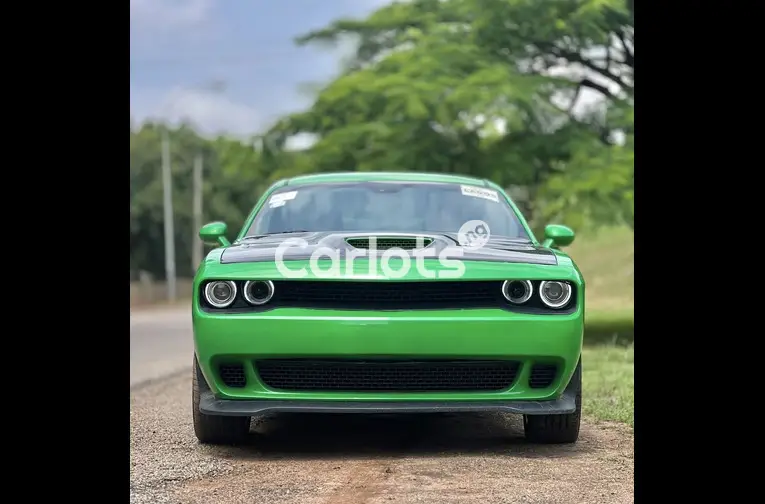 FOREIGN USED 2021 DODGE CHALLENGER - 2/5