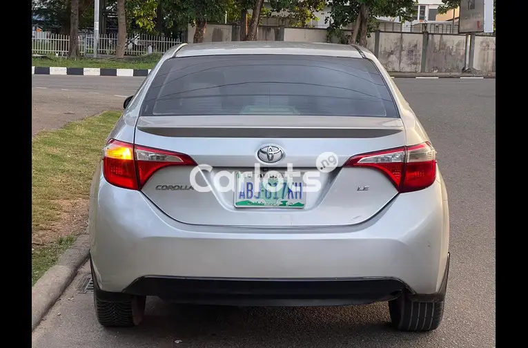 Used Toyota Corolla 2014 - 3/5