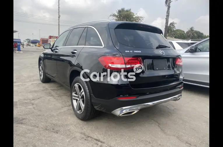 Foreign Used 2017 Mercedes Benz Glc300 - 4/5