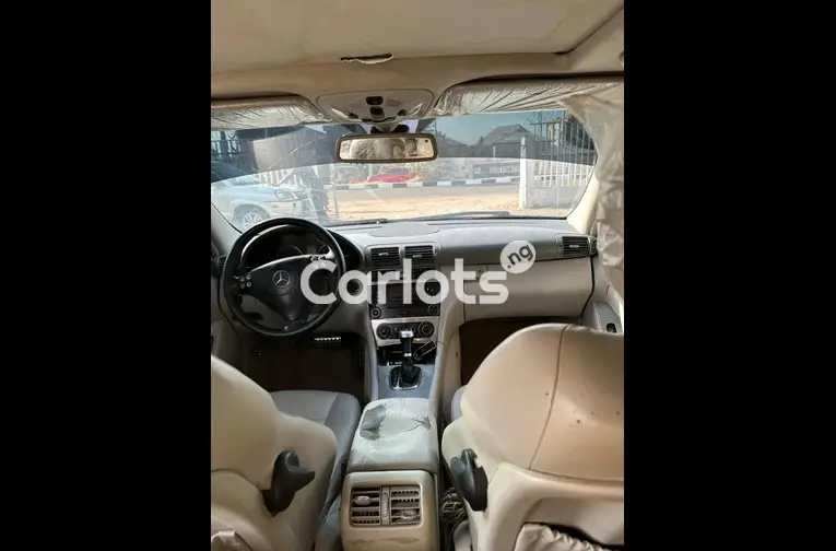Used 2007 Mercedes Benz C230 4Matic for sale in Kano - thumbnail 5
