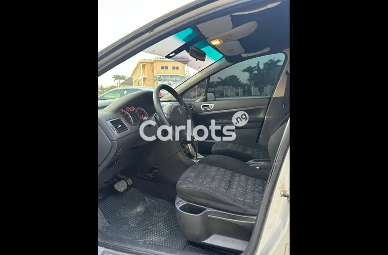 Used 2006 Peugeot 307 for sale in Kano, Nigeria - thumbnail 5