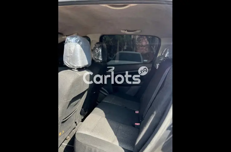SUPER CLEAN AUTOMATIC PEUGEOT 307 for sale in Kaduna, Kaduna - thumbnail 4
