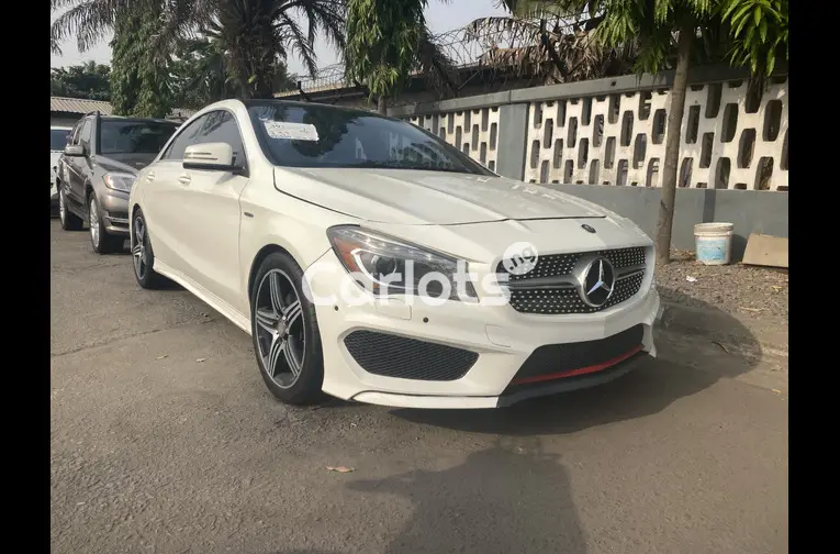 Foreign Used 2016 Mercedes Benz cla250 - 1/5