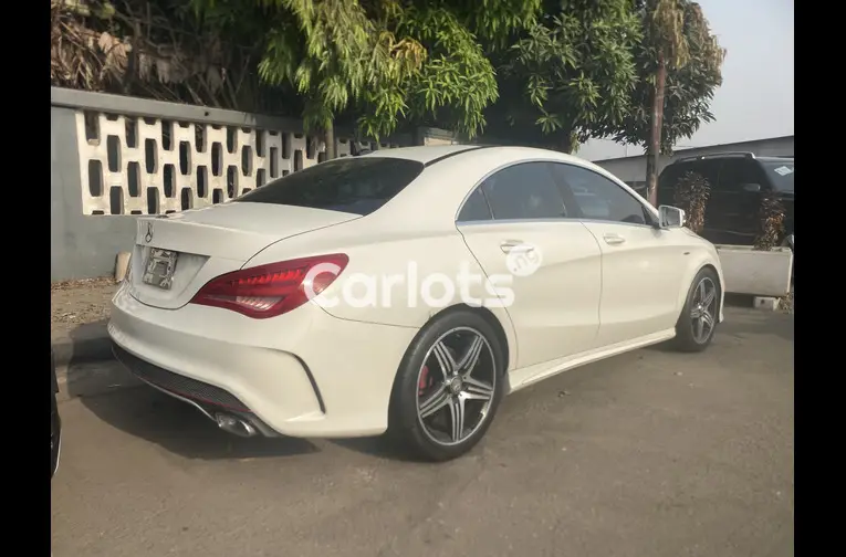 Foreign Used 2016 Mercedes Benz cla250 - 4/5