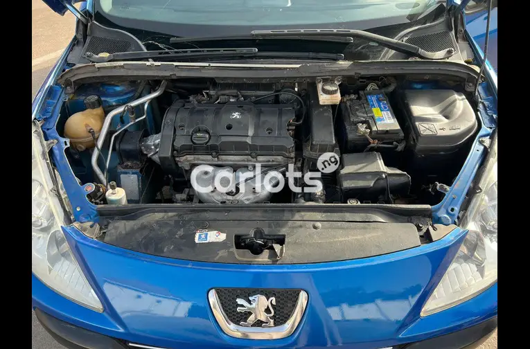 Used PEUGEOT 307 2005 MODEL for sale in Kaduna - photo 4 of 5