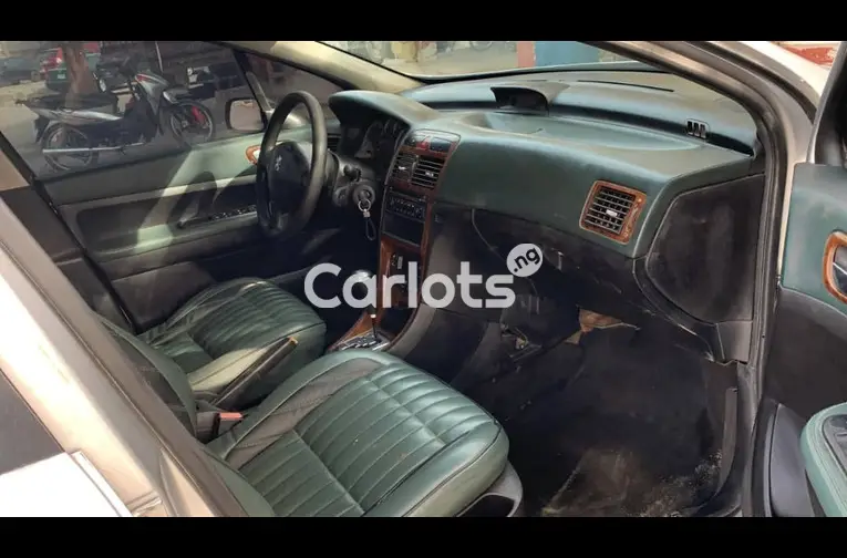 Used Peugeot 307 2004 for sale in Kano, Nigeria - thumbnail 2