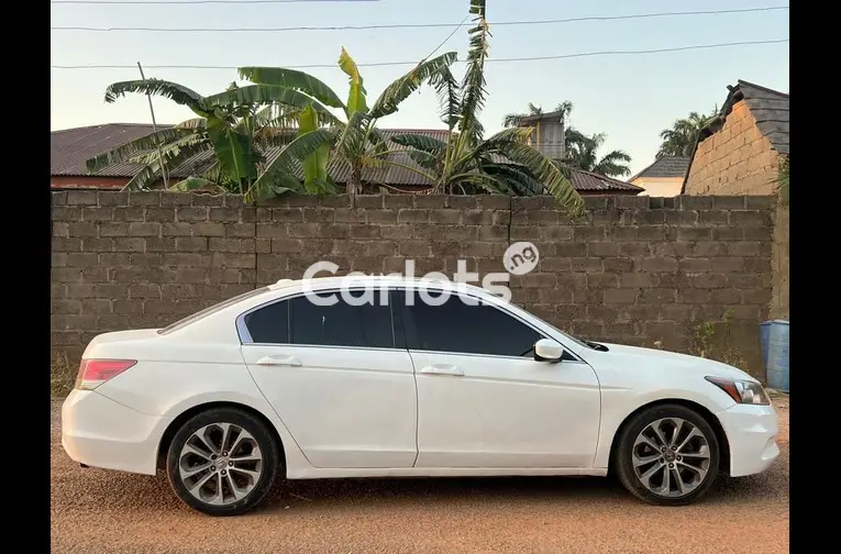 SUPER CLEAN 2011 HONDA ACCORD for sale in Kaduna, Kaduna - photo 4 of 5