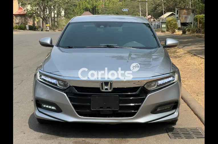 Used HONDA ACCORD 2019