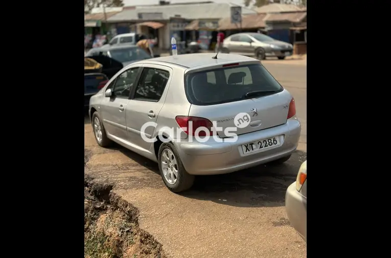 2006 AUTOMATIC PEUGEOT 307 - 4/5