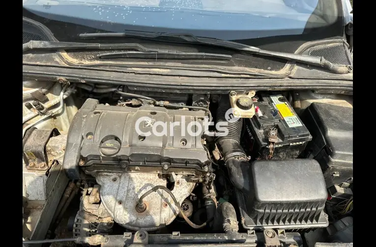 Peugeot 307 2006 Beige for sale in Kaduna - photo 5 of 5
