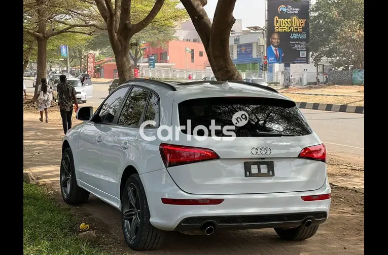 SUPER CLEAN 2013 AUDI Q5 - 5/5