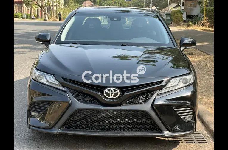 Unregistered Toyota Camry 2020 SE for sale in Garki