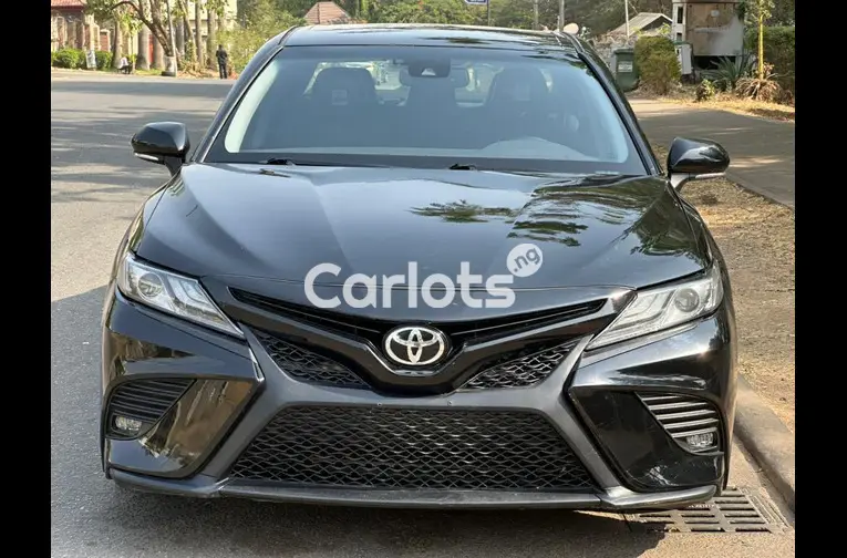 Unregistered Toyota Camry 2020 SE