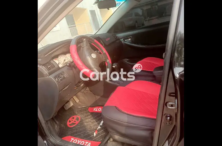 Nigeria Used Toyota Corolla 2005 - 3/5