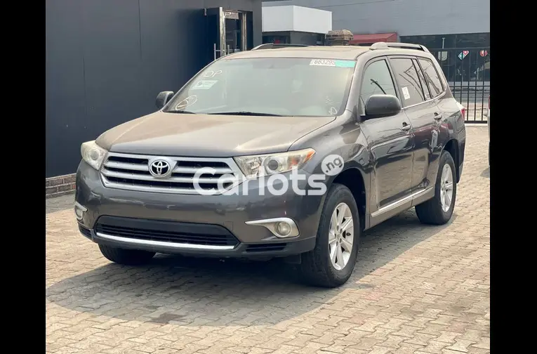 Tokunbo 2011 Toyota Highlander