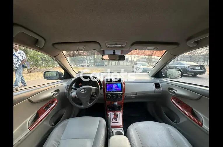 Neatly use 2010 Toyota Corolla for sale in Garki, FCT - thumbnail 2