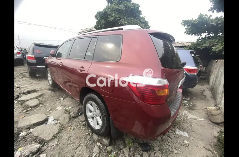 Foreign Used 2010 Toyota highlander - 4/5