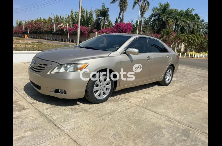 Foreign Used SUPER CLEAN 2008 TOYOTA CAMRY for sale in Kaduna - photo 1 of 5