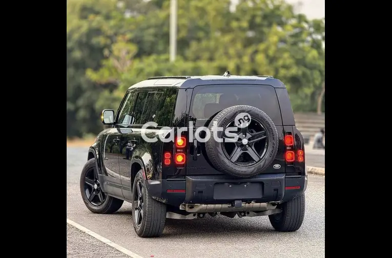 FOREIGN USED 2023 LAND ROVER DEFENDER - 5/5