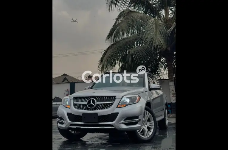 Pre-Owned 2014 Mercedes Benz GLK350