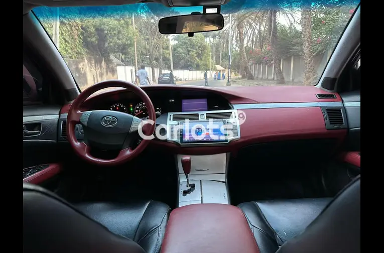 SUPER CLEAN 2006 TOYOTA AVALON for sale in Kaduna, Kaduna - thumbnail 2