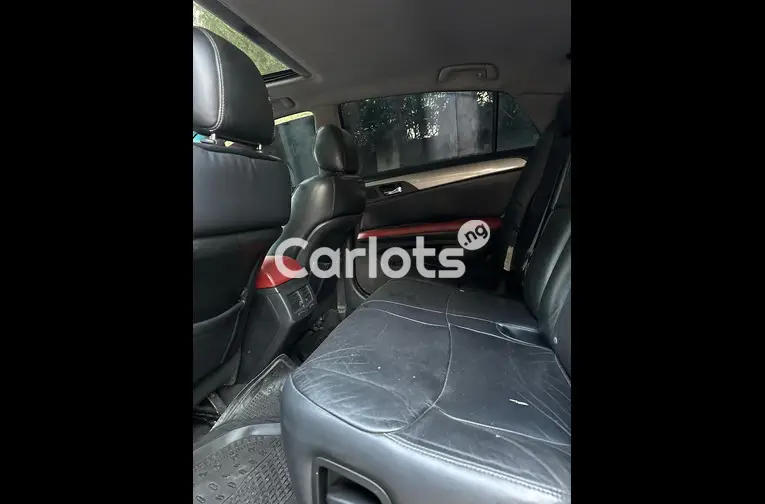 SUPER CLEAN 2006 TOYOTA AVALON for sale in Kaduna, Kaduna - photo 3 of 5