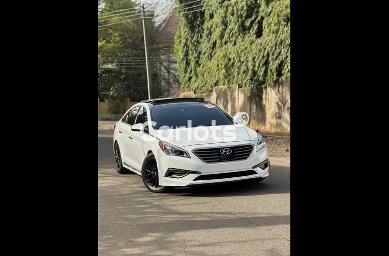 2015 HYUNDAI SONATA FULL OPTION for sale in Kaduna