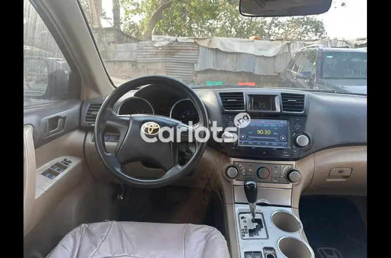 Used 2009 Toyota Highlander for sale in Garki, FCT - photo 2 of 5