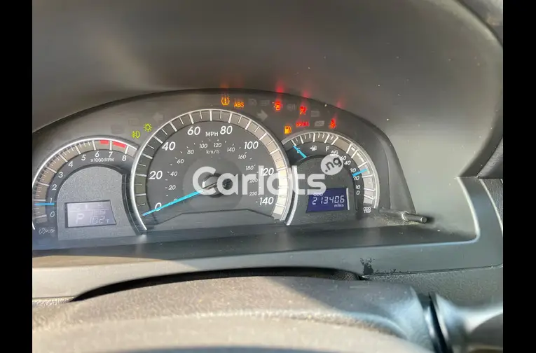 FOREIGN USED 2014 TOYOTA CAMRY for sale in Garki, FCT - photo 2 of 5