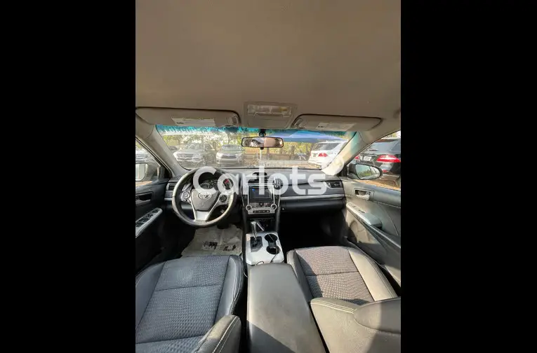 FOREIGN USED 2014 TOYOTA CAMRY - 3/5