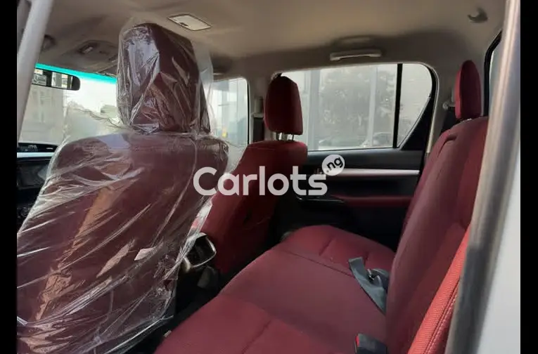 Brand New Toyota Hilux 2024 for sale in Garki, Abuja - thumbnail 3