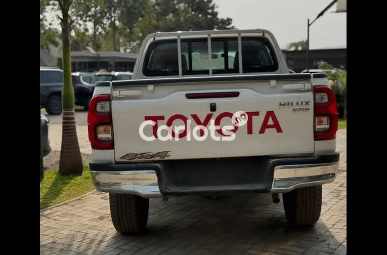 BRAND NEW 2024 TOYOTA HILUX - 5/5