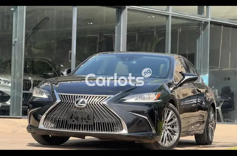 Used Lexus ES350 2014 for sale in Garki