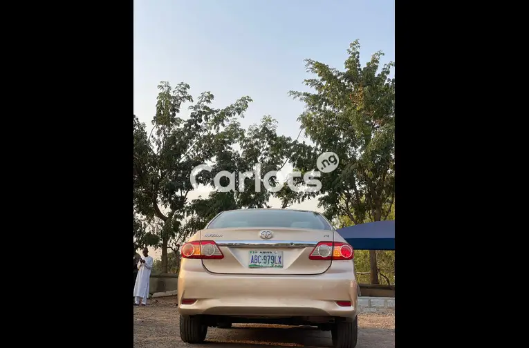 Foreign Used Toyota Corolla 2011 for sale in Garki, Abuja - thumbnail 5