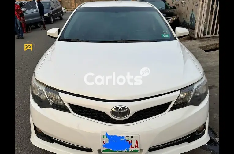 2013 Toyota Camry Sport - 1/5