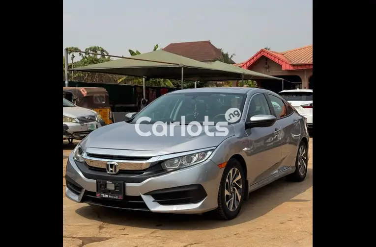 FOREIGN USED 2017 HONDA CIVIC - 2/5