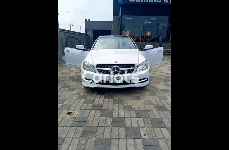 Used 2009 Mercedes Benz C300 - 5/5