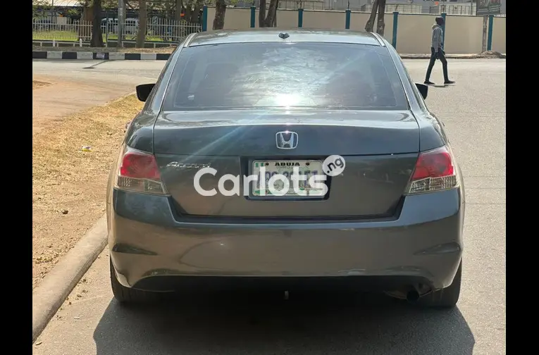 Nigerian Used 2008 Honda Accord for sale in Garki, FCT - thumbnail 4